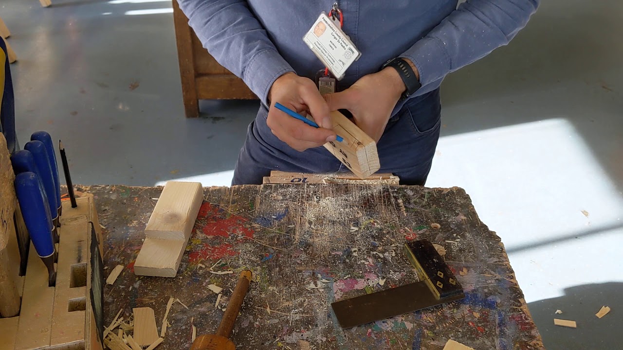 Corner Halving joint