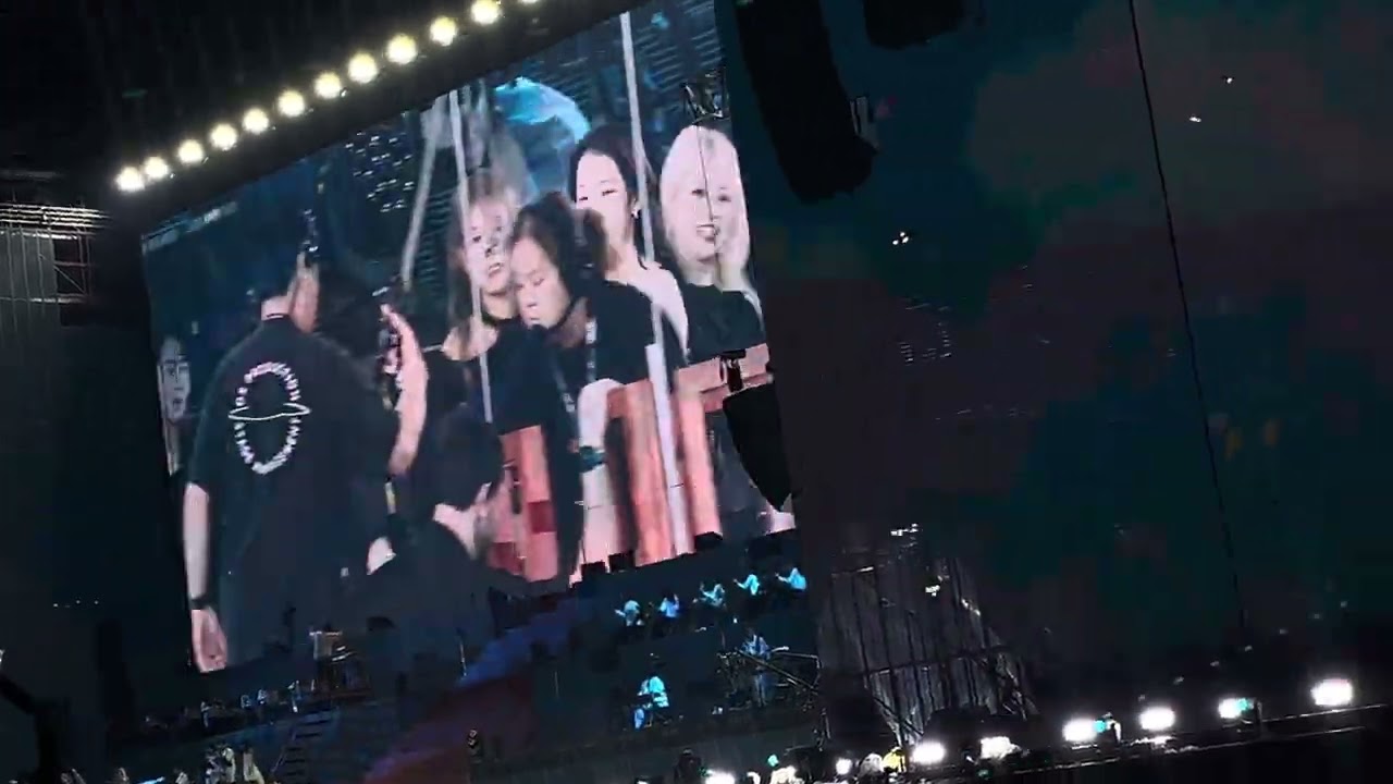 240921 홀씨 - 아이유 (rock ver-encore) @상암월드컵경기장