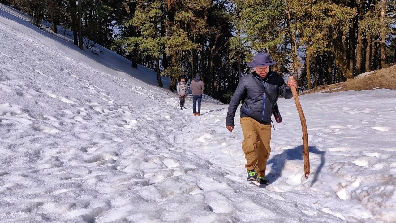 UTTARAKHAND TOUR : NAG TIBBA SNOW TREK 🏔️🏕️🏞️ TO RISHIKESH GANGA AARTI | Mountain Wheeler