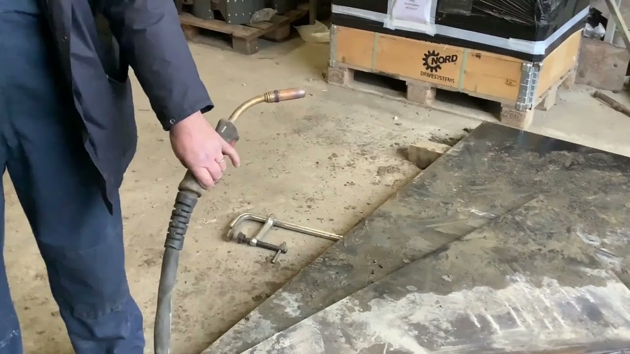proMIG 250 running of Generator & MIG & ARC Welding