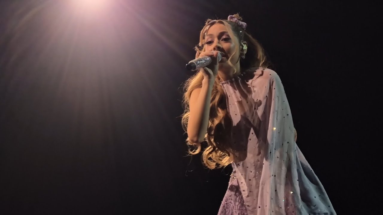 Ayliva: Lieb mich (Die Ayliva - Tour 2025) | Live in M&uuml;nchen [Tag 2], 05.09.2025