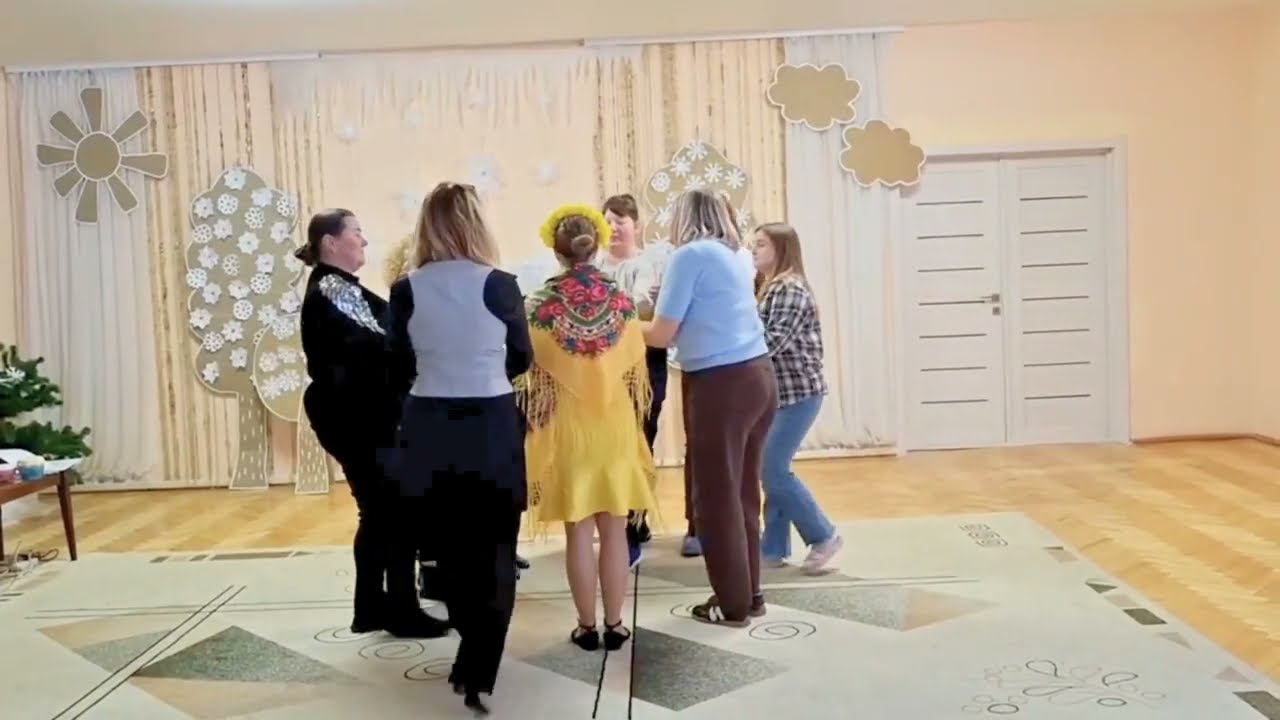 Сніжинки мов пушинки ( музично-ритмічний етюд)