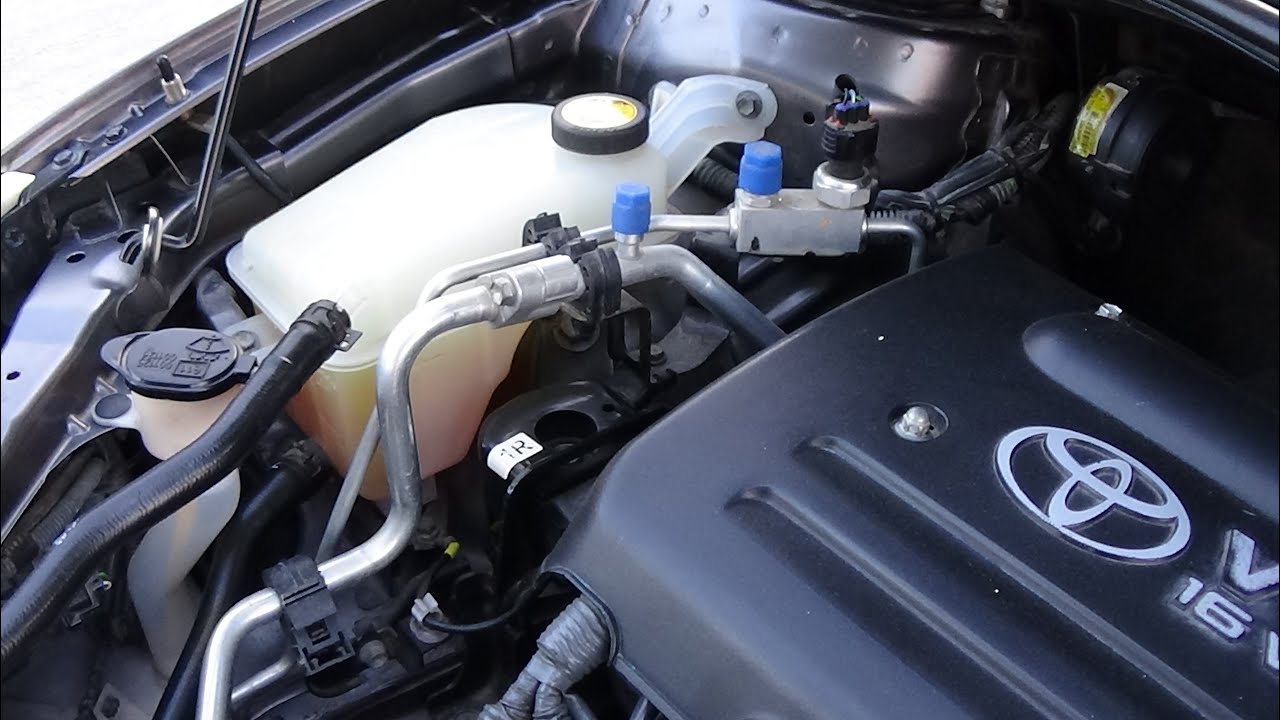 2007-2013 Toyota Corolla How to change thermostat gasket when it is worn Yiannis Pagonis