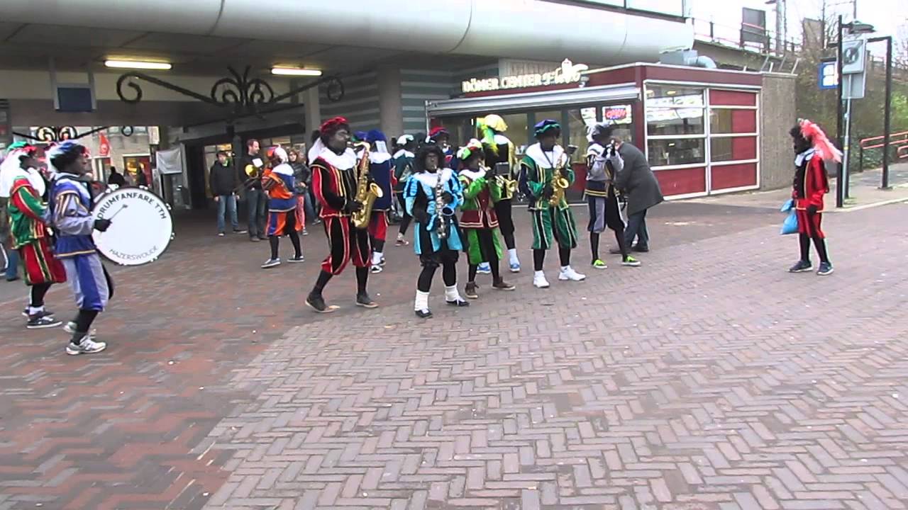 Zwarte piet zondag  Drumfanfare TTH