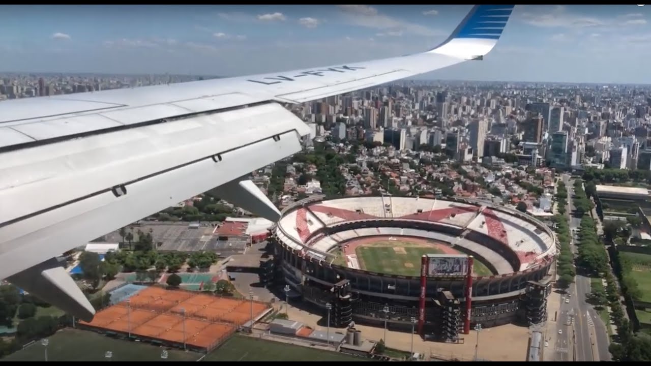 Landing in Buenos Aires, Aeroparque (AEP) on Aerolineas Argentinas 737-800