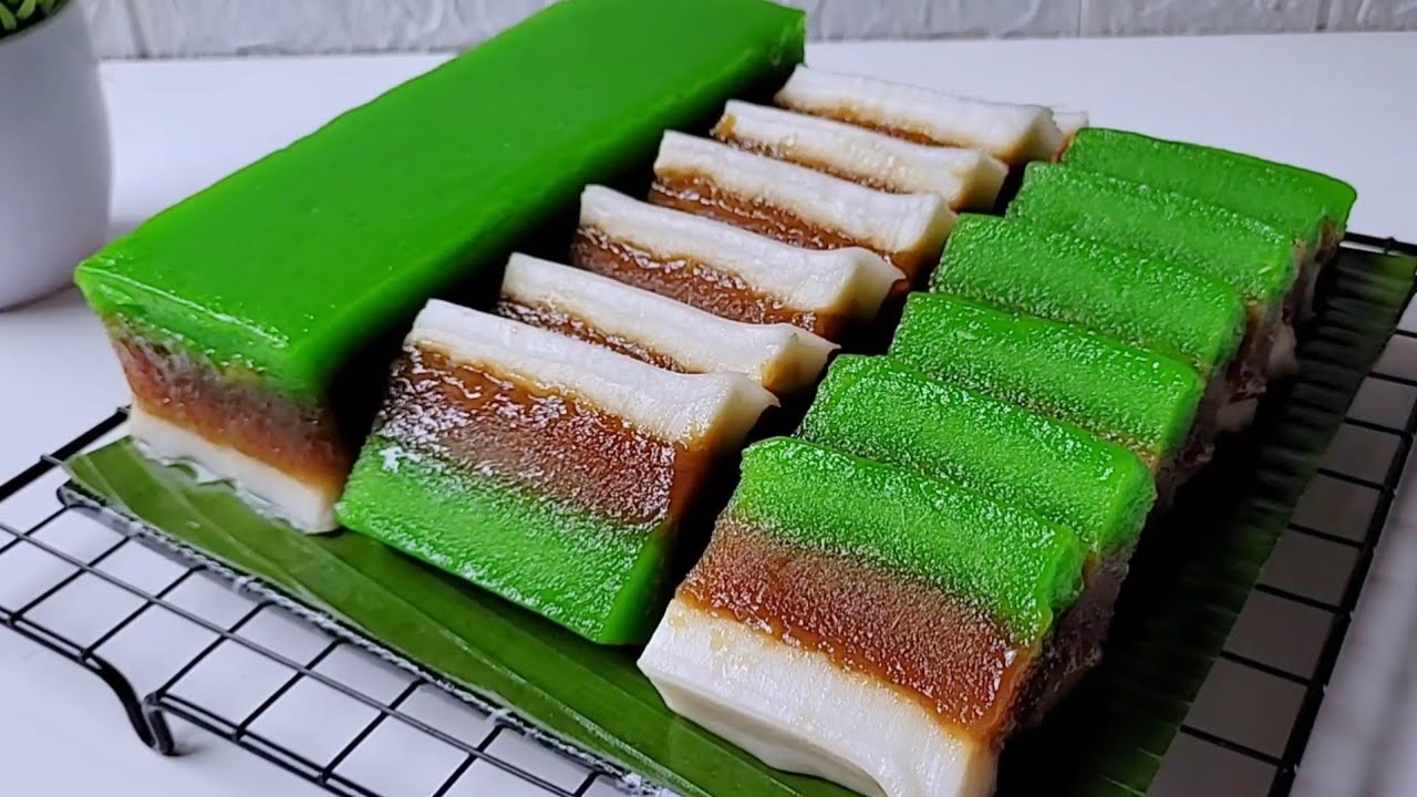 MANIS GURIH LEMBUT DIMAKAN GA BIKIN BOSEN KARENA MEMANG SANGAT ENAK TALAM SINGKONG PANDAN GULA MERAH