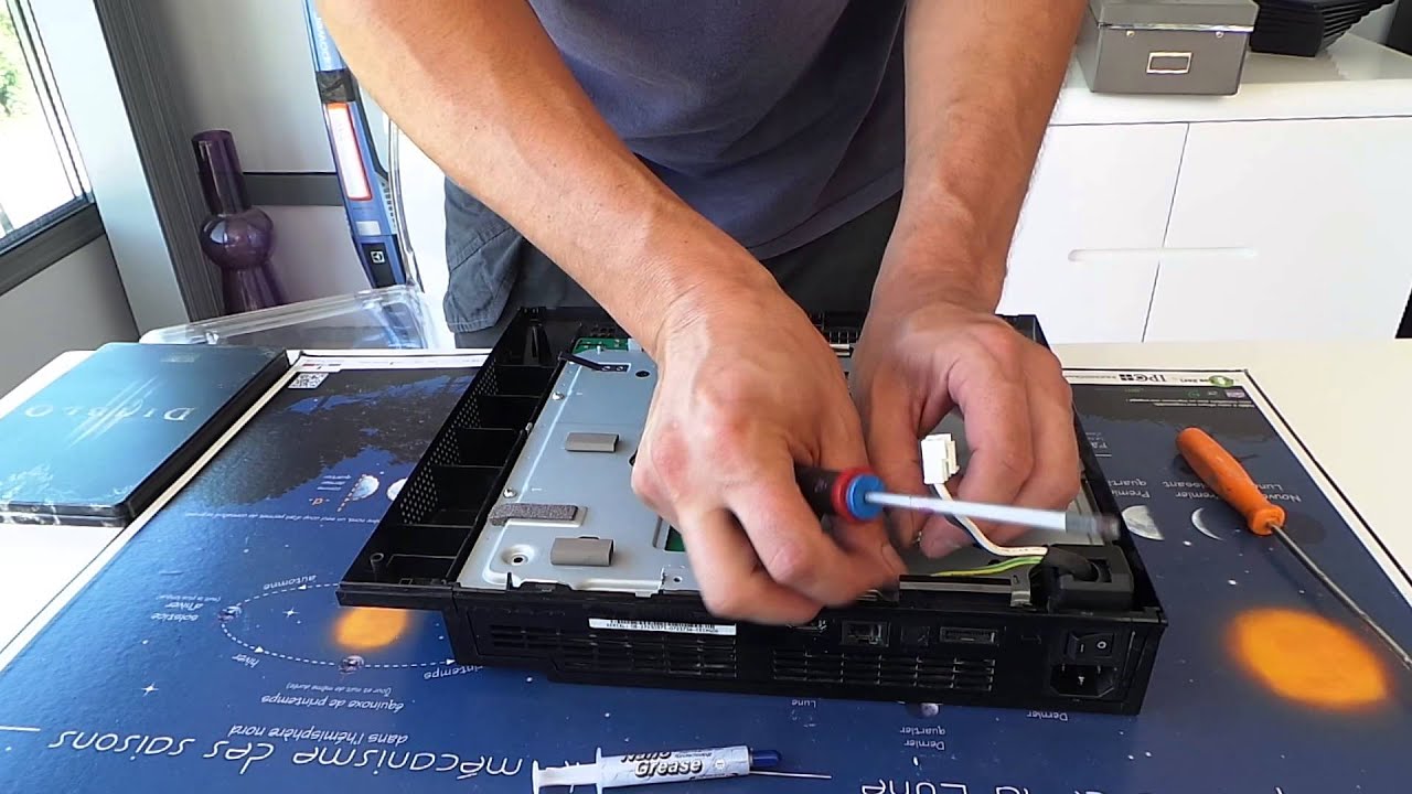 Part2 reparation ps3 voyant jaune