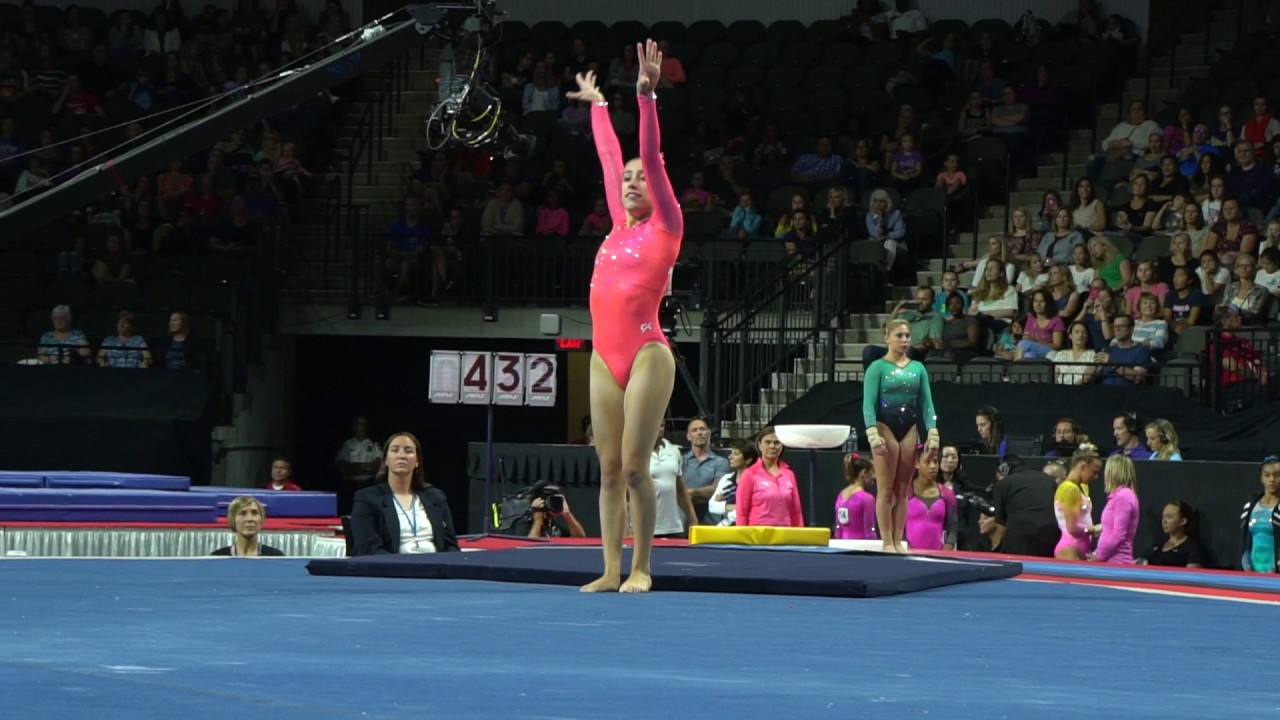 Leah Clapper &ndash; Floor Exercise &ndash; 2017 U.S. Classic &ndash; Senior Competition