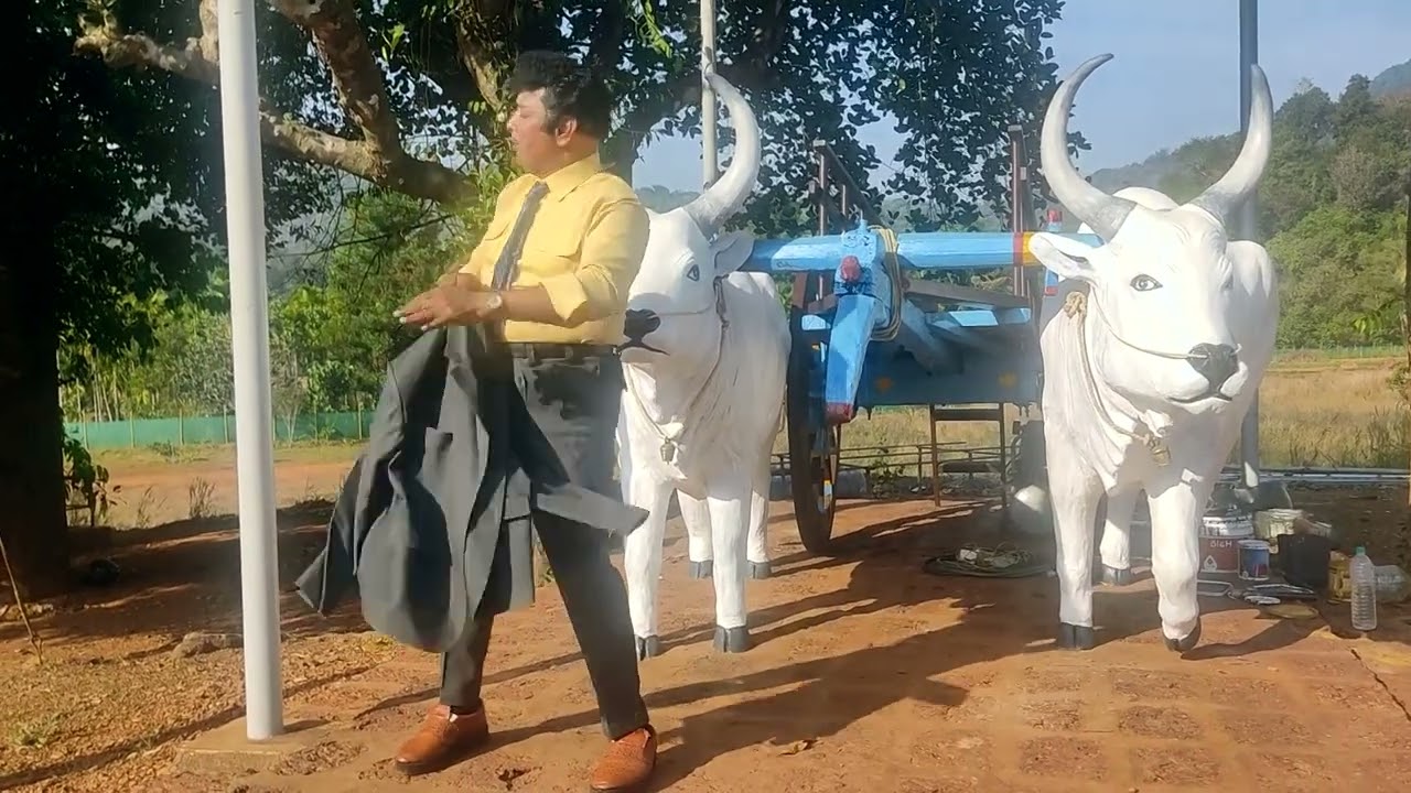 NAMAKKAL MGR NEW SONG  நான் ஏன் பிறந்தேன்