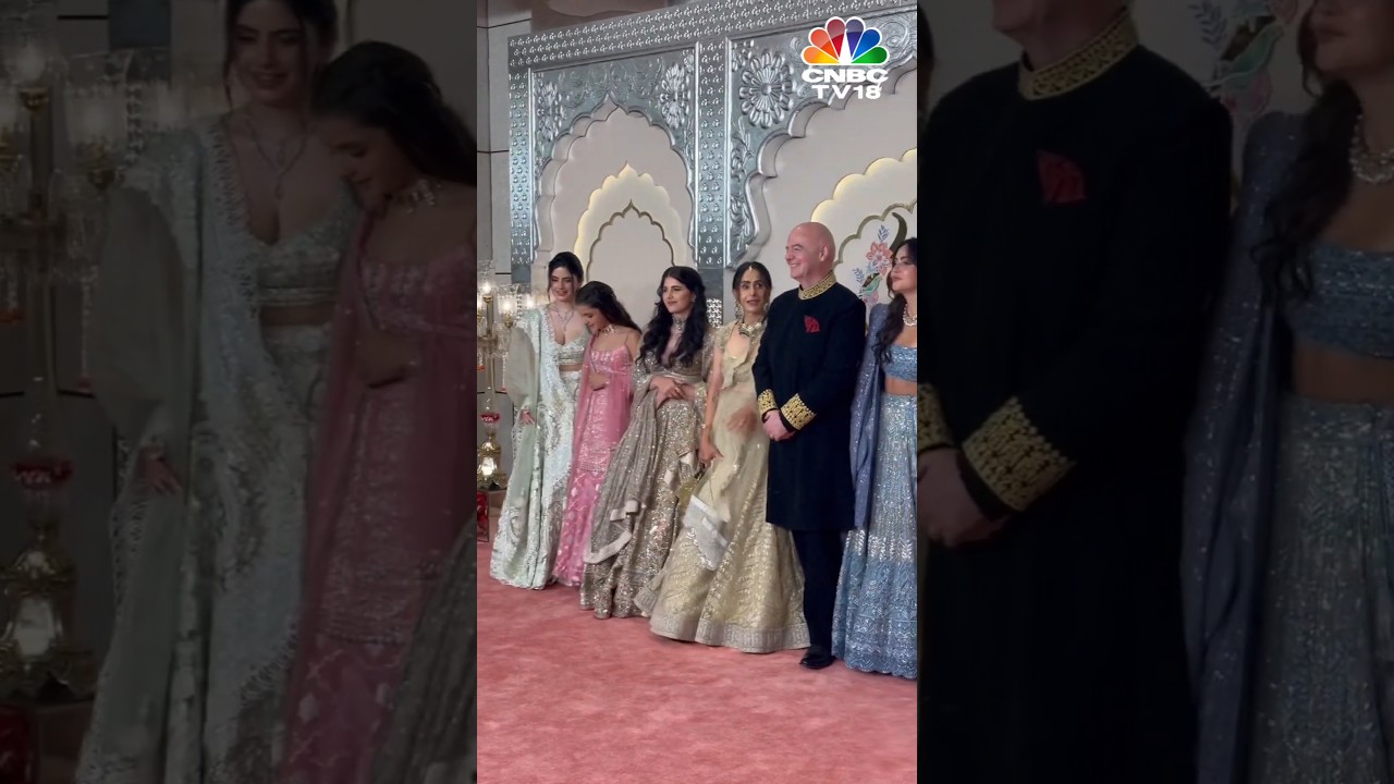FIFA Chief Gianni Infantino & His Family Arrive At Anant & Radhika's Wedding | Ambani Wedding | N18S