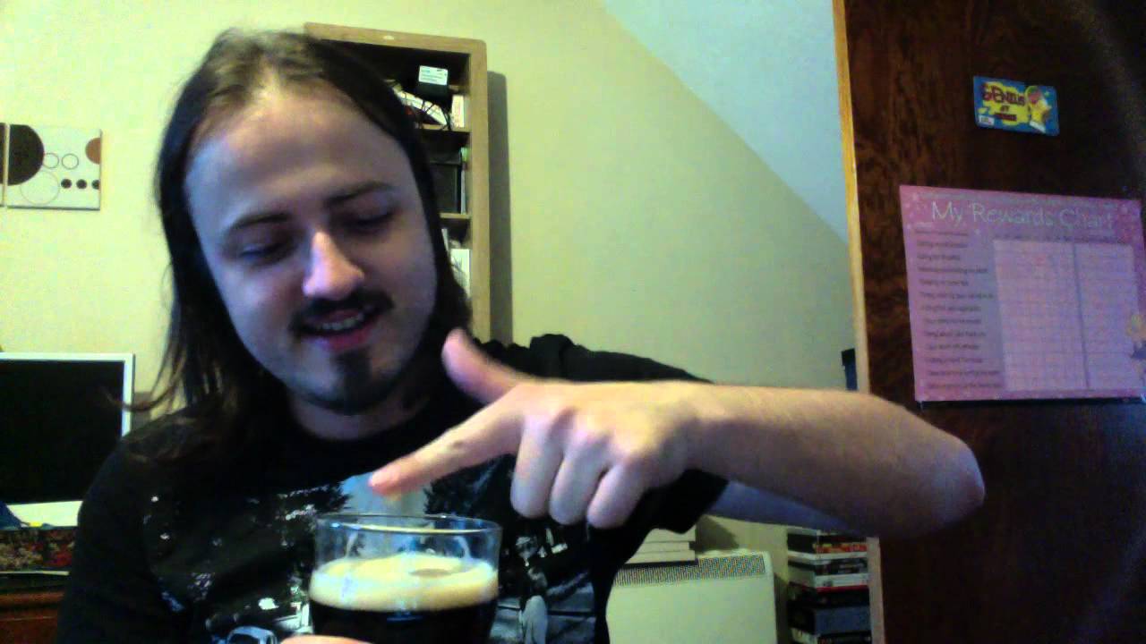 Theakstan Old Peculiar 5.6%: Rob Reviews