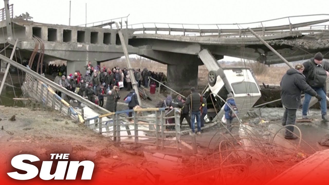 Civilians forced to evacuate under fire towns around Kyiv