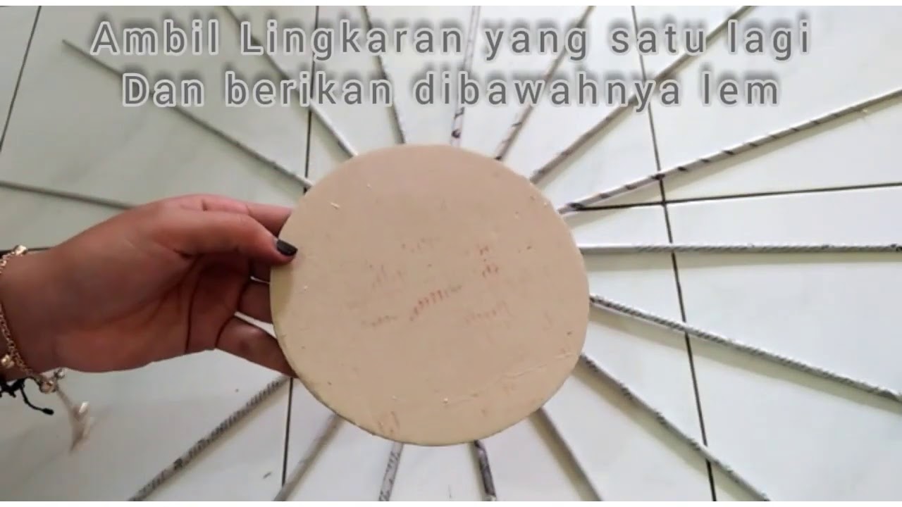 -Tugas Prakarya-Membuat Keranjang Dari Bahan Baku Koran Bekas-