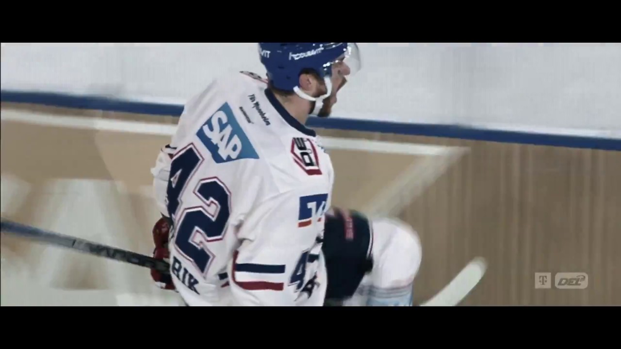 Adler Mannheim Einlauftrailer 2017/2018