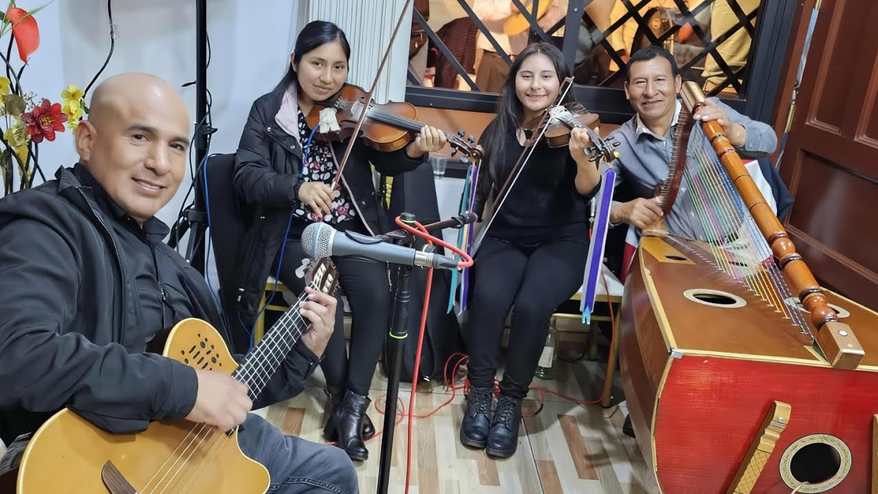 ARPA Y VIOLIN - SERENATA RAUL GÓMEZ Y DINASTIA ANTAY 