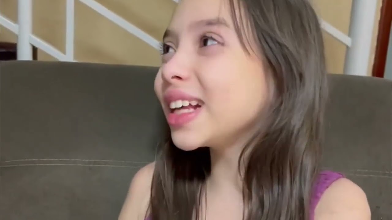 A filha descobre a traição do pai com a professora e decide ensinar lhe uma poderosa lição  😱