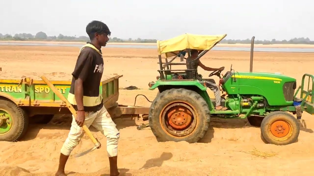 How to load sand in tractor trolly||balu loading kese hota he||tractor trolly overload sand#tractor