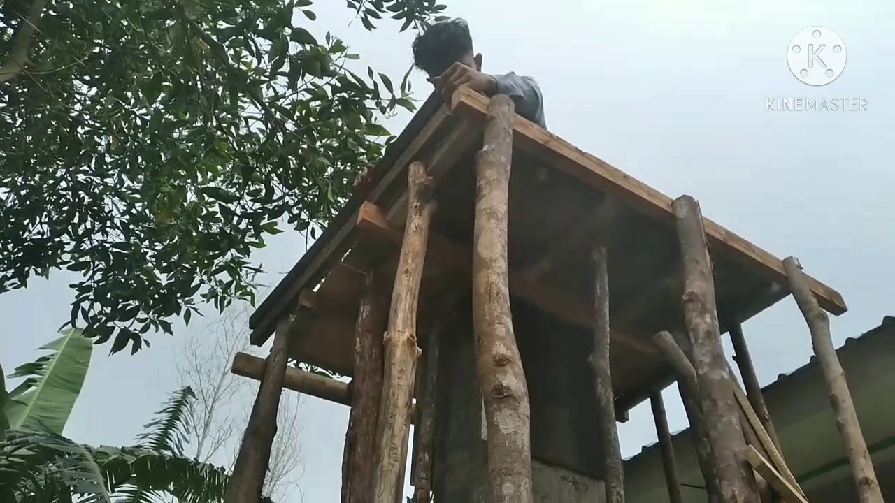 Pemasangan mal plat beton dengan tiang 1 buah untuk tangki air