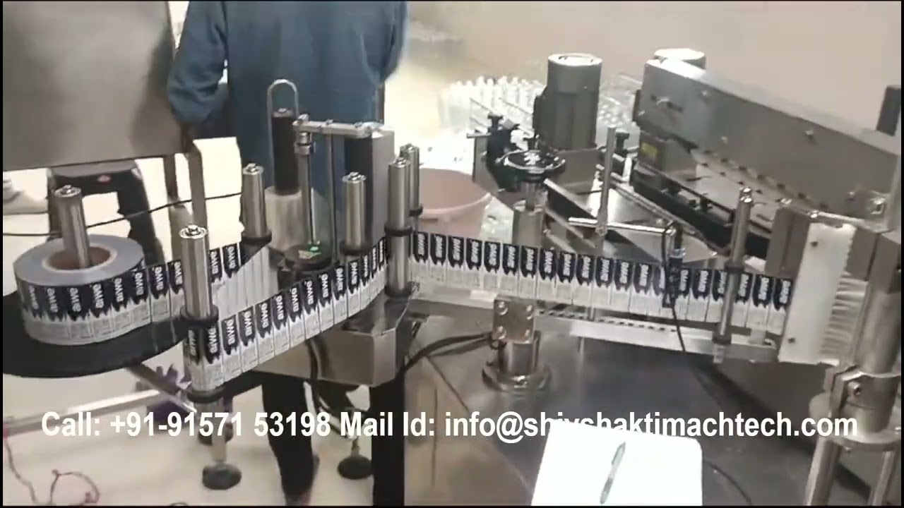 Water Square Bottle Labeling Machine | Flat Bottle Single Side Labeller Machine Manufacturer