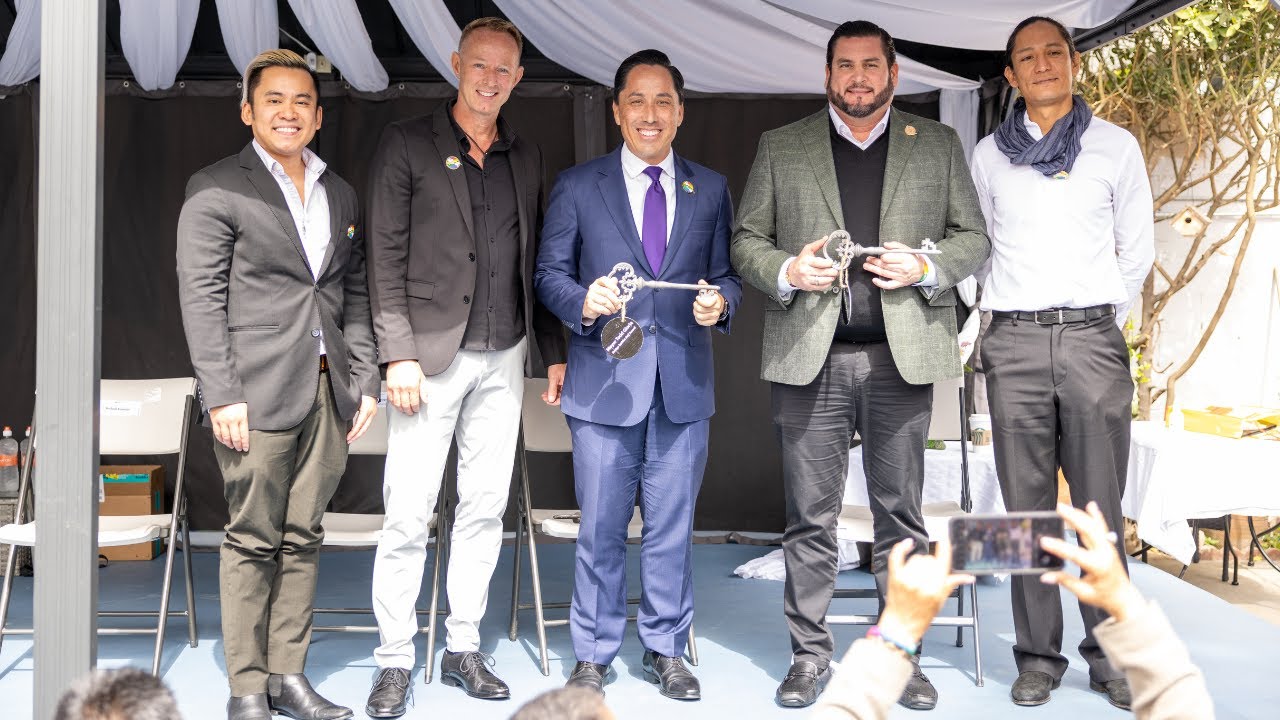 Casa De Luz Grand Opening