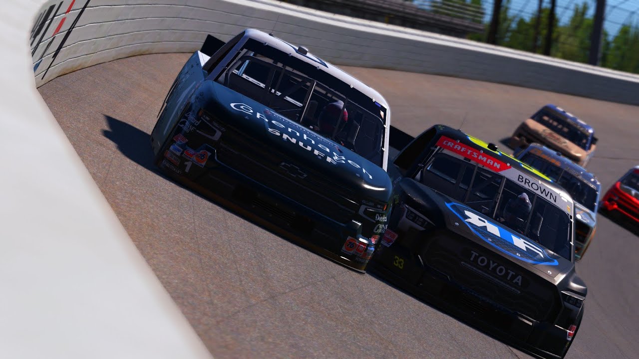 iRacing | AWESOME 8 Lap Shootout at Atlanta!! 