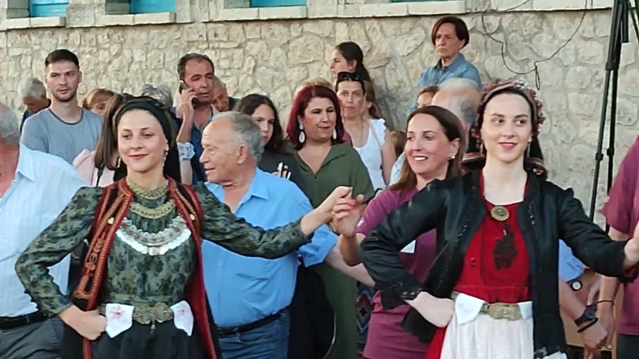 Καλαρρύτες:  Μπήκαν οι ρουσσες στο χορό -  Πέτρος Μόκας - Χρήστος Ντουλιας