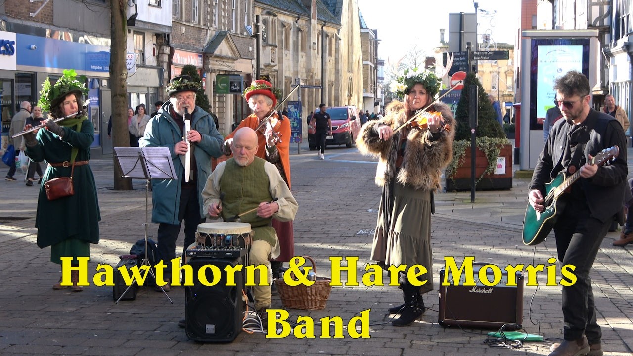 Hawthorn & Hare Morris Band play 