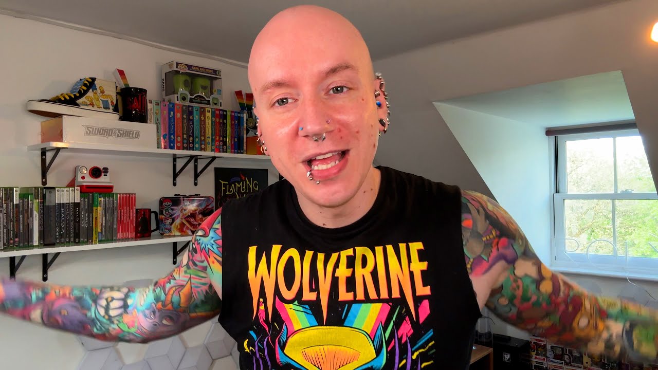 Come Invade My Privacy - HOUSE TOUR | Extra Roly