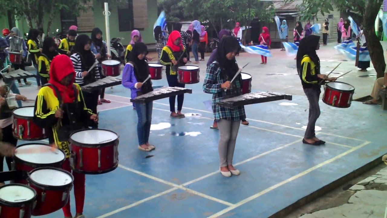 Latihan Drum Band - Selamat Ulang Tahun by Jamrud