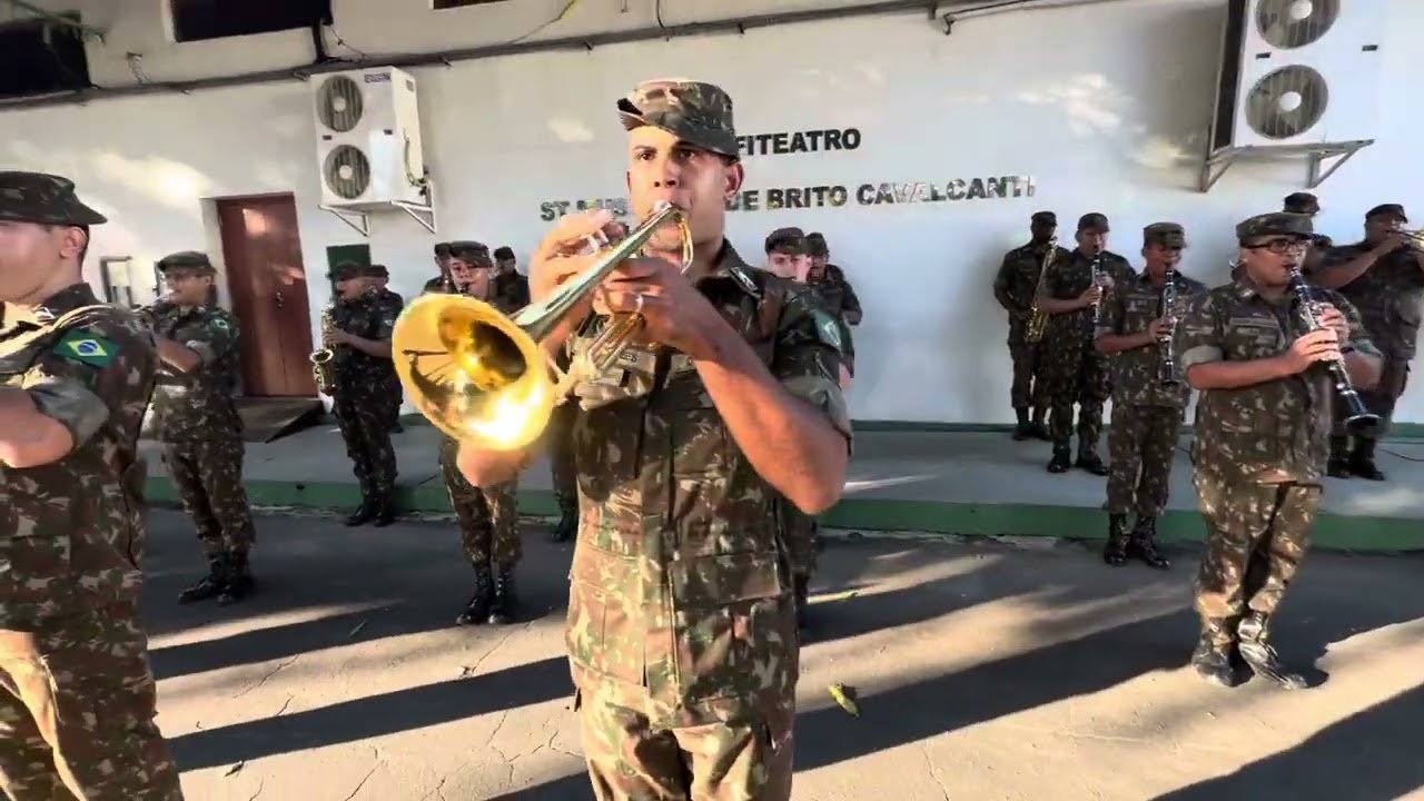 Hino do Botafogo RJ. Autor: Lamartine Babo