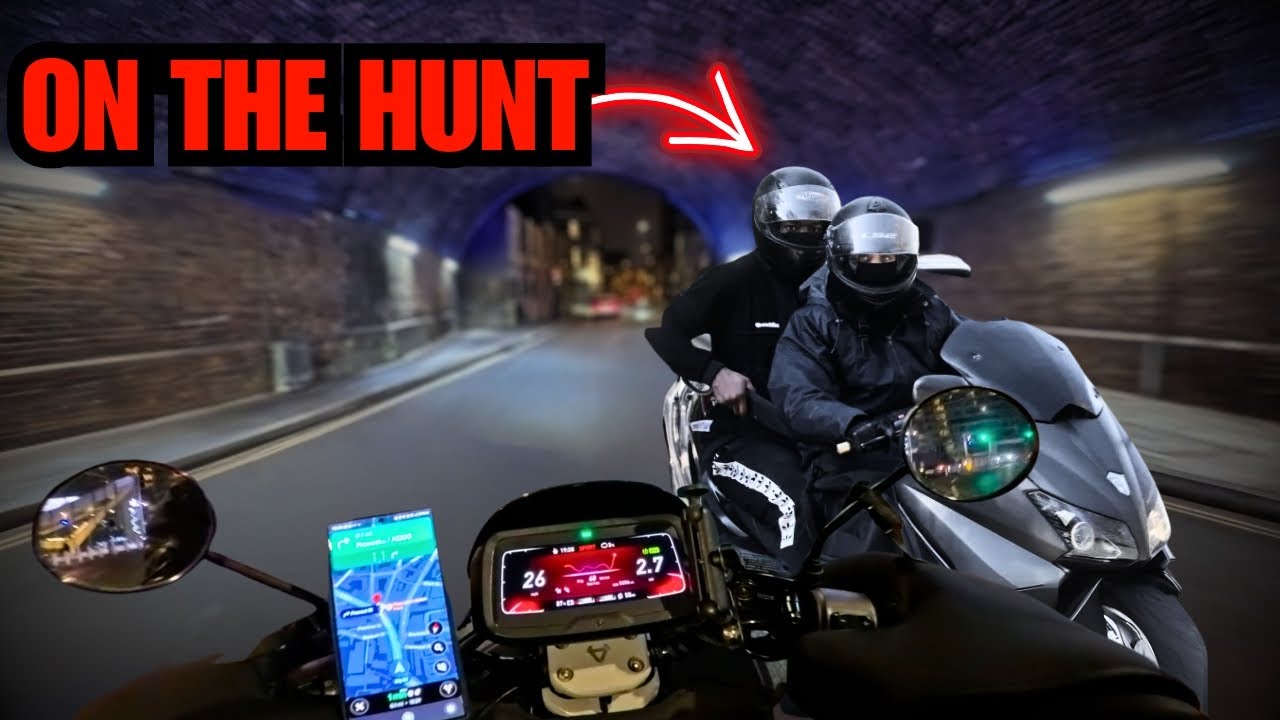 The Phone Snatchers Are Back In Action But Failed Tonight! - Sunday Night Deliveroo Shift