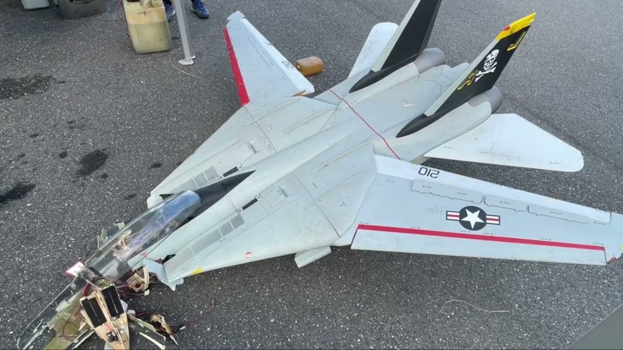 RC Skymaster 1/7.5 F-14 Land and Crash&hellip;..!