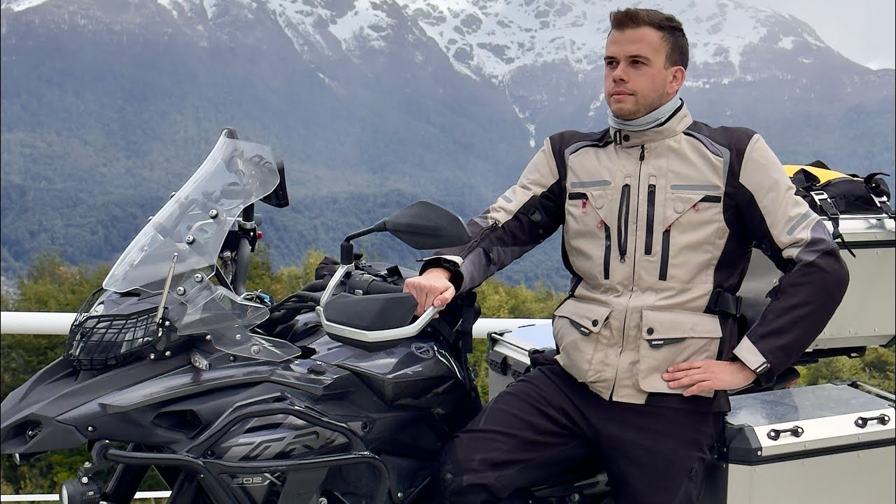 Carretera Austral en moto - Puyuhuapi a Coyhaique - Cuesta Quelat - Benelli TRK502X