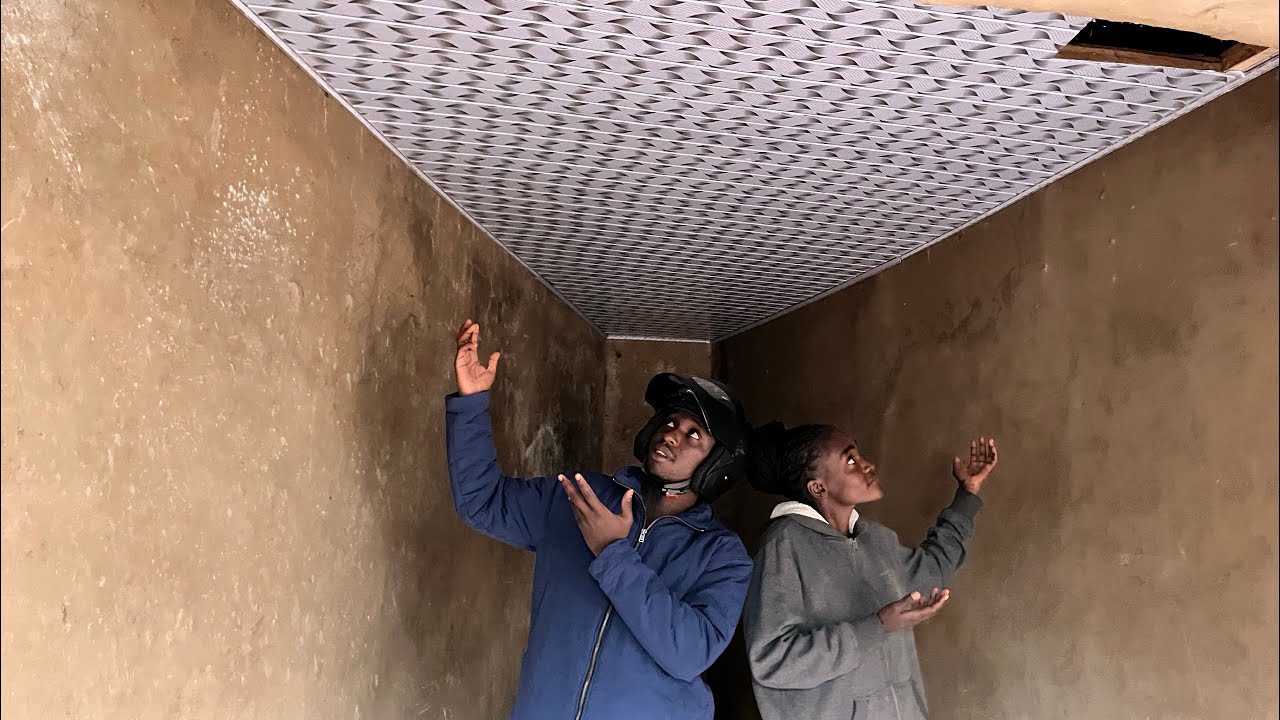 OUR HOUSE HERE!! WE DID IT, CEILING INSTALATION!!