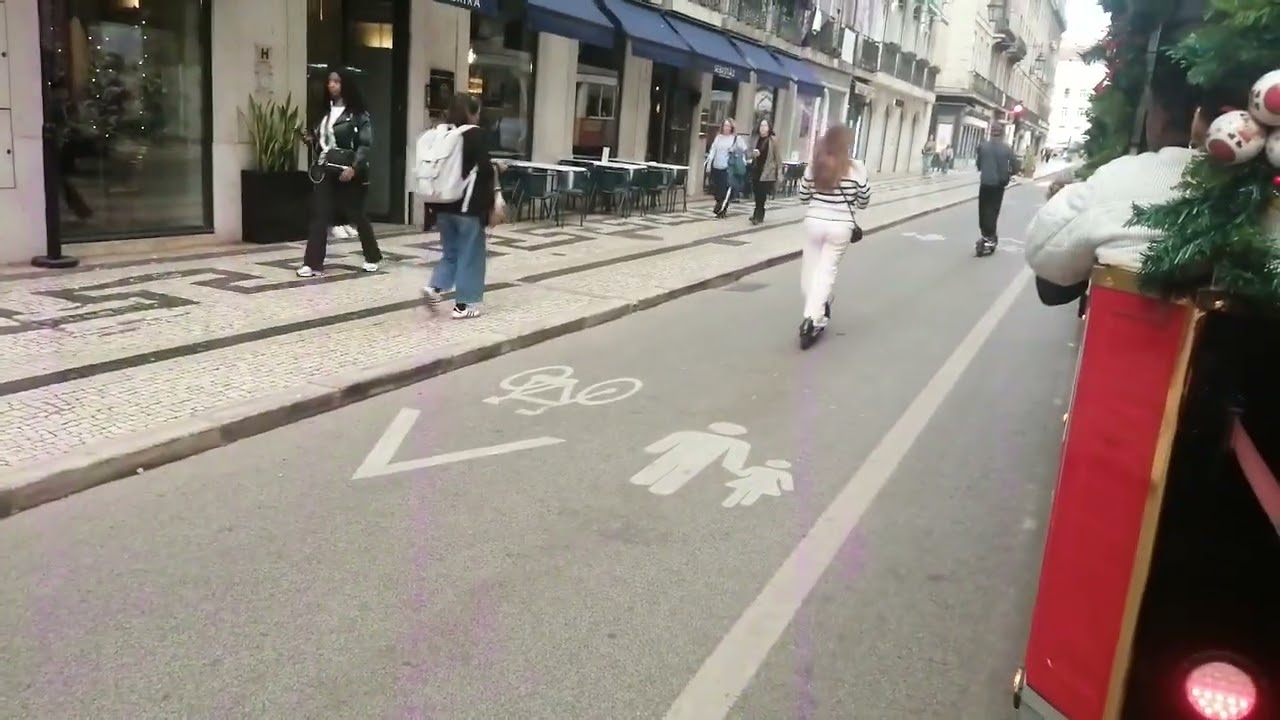 Viagem no comboio de Natal 2024 Lisboa