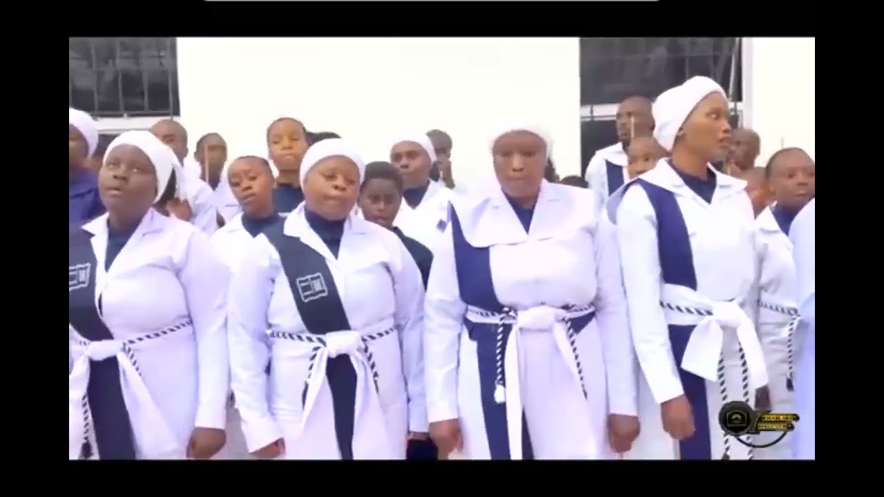 Akudingwa Nasibani uJesu Uyilanga || Isiqalo Zion Church (Thembeka Nxumalo) Indumiso