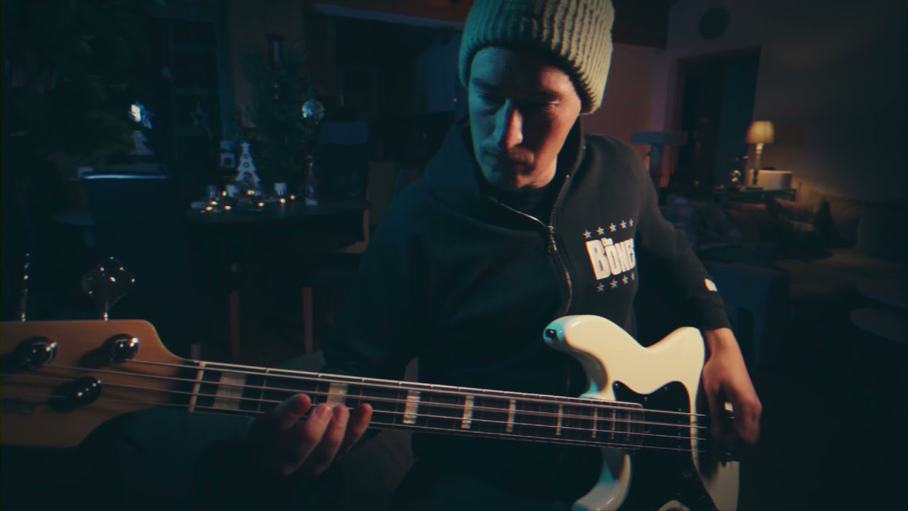 DEVIATES - The Liar / Bass Cover