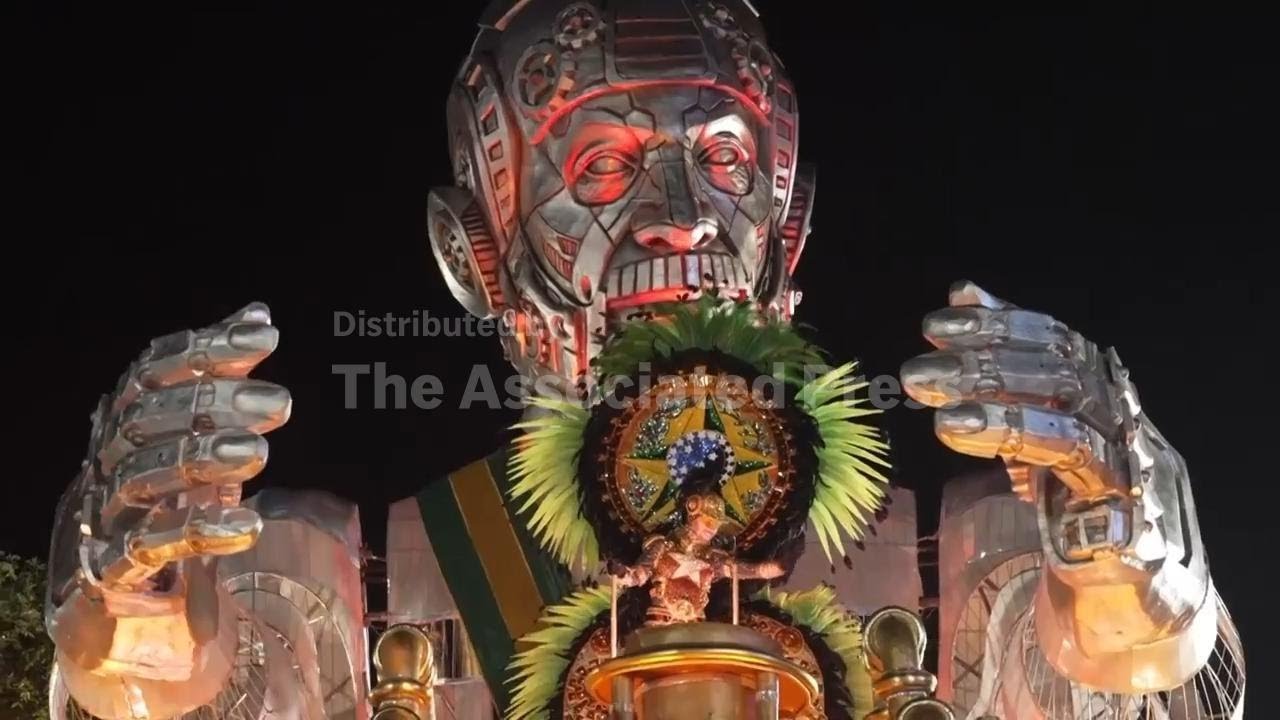 Brazilian President Lula gets image boost at Rio Carnival, but also faces legal risks