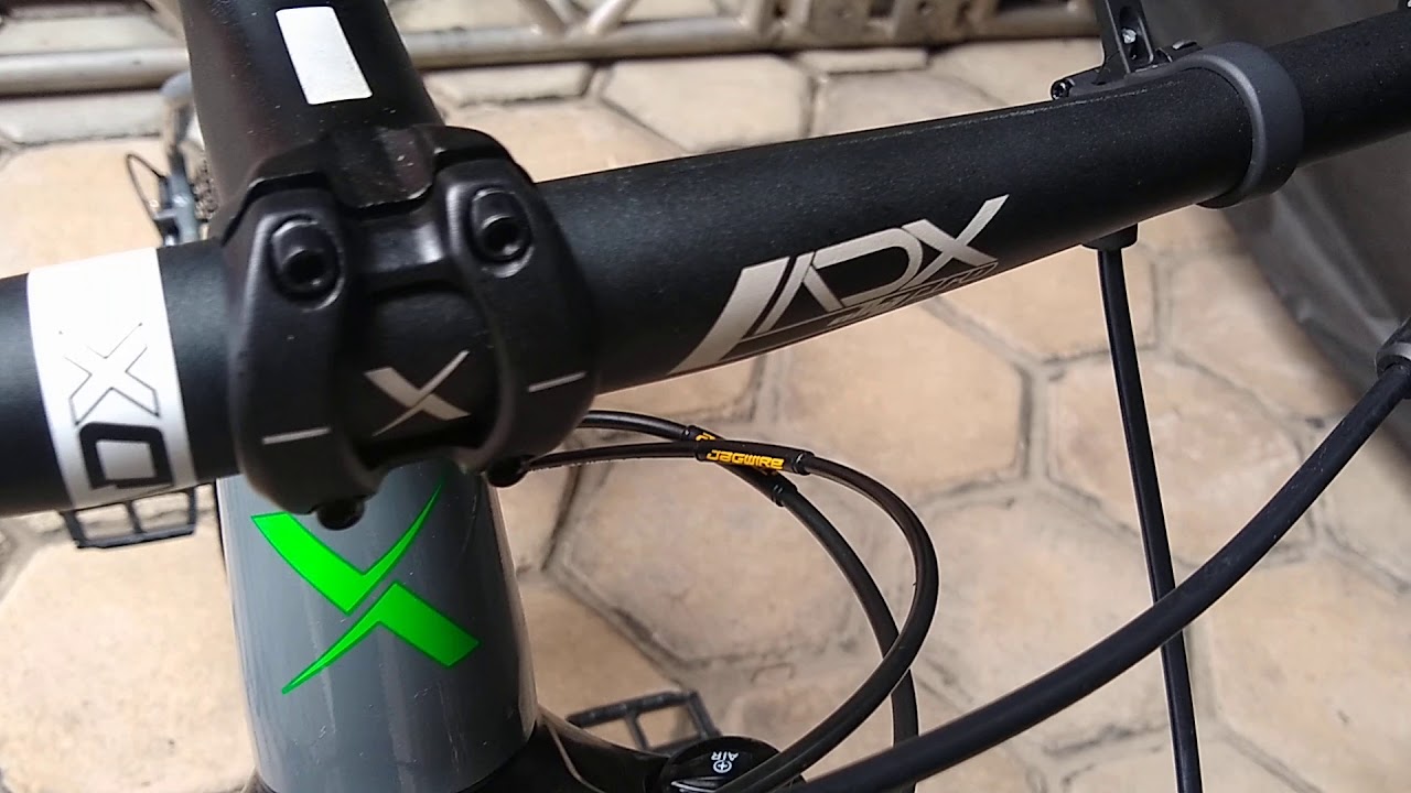 Nova BICICLETA ADX 400