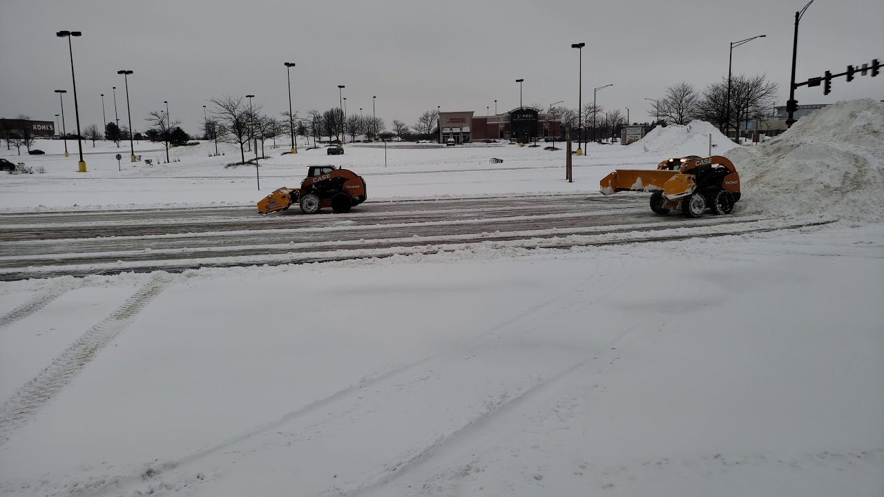 Snowplowing Mall With Arctic Sectional Pushers Plows