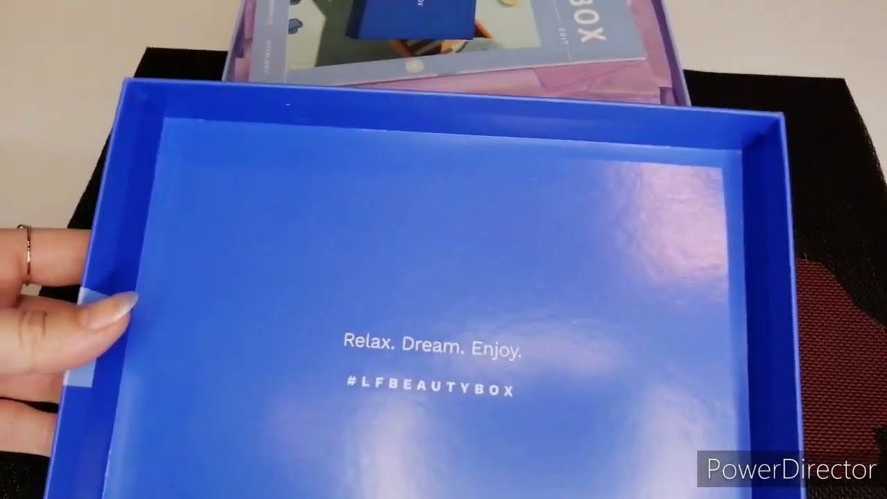 #Lookfantastik #BeautyBox #Unboxing Распаковка коробочки красоты от Lookfantastic за октябрь