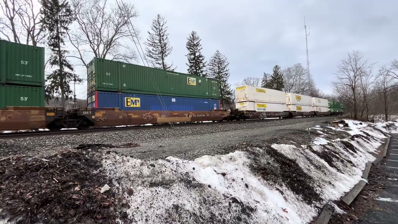Brand New Engine! NS 8184 Altoona Leads Off NS 260 Through Blandon, PA!