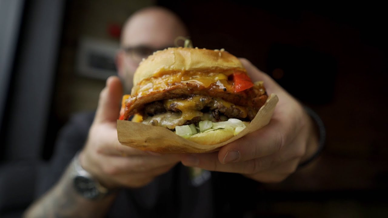 Burger Eats, Oldham - Bollywood Burger, Parmesan Chicken Burger & Dirty Steak Fries Review