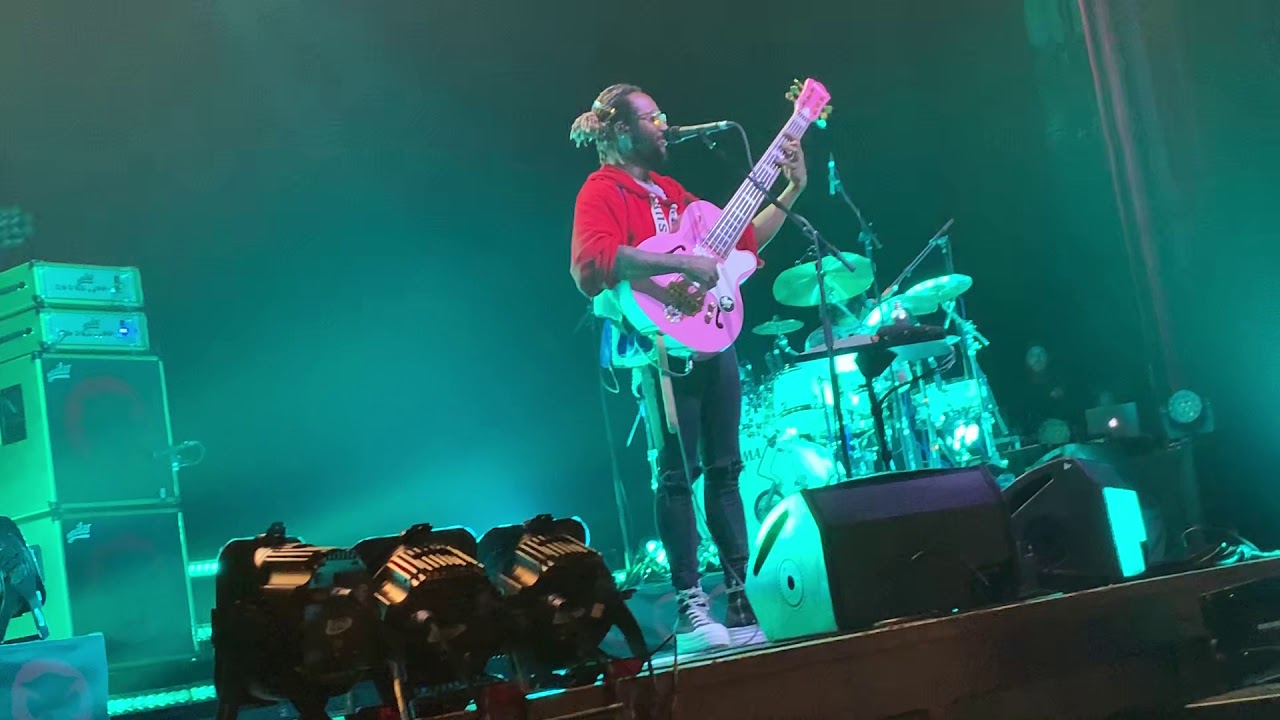 Thundercat - Heartbreaks + Setbacks / Friend Zone (Live in Oakland 2020)