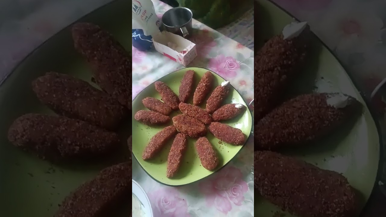 Наша мама молодец,нам сварила холодец!