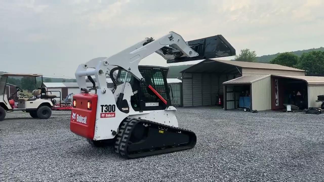 2005 BOBCAT T300 For Sale