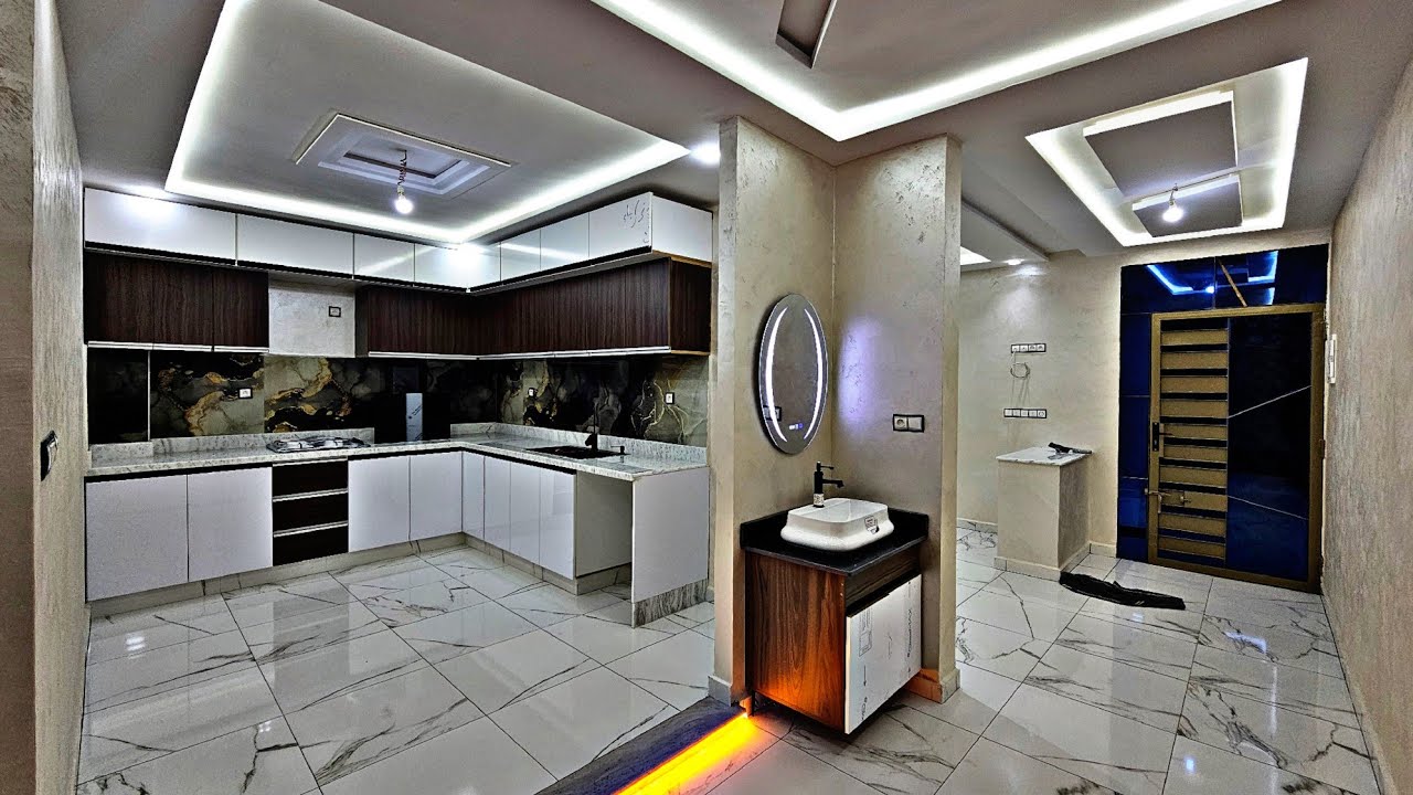 شقة للبيع بابها بوحدها مراب للسيارت السطح مقسوم اتحداك تلقى هاد الفينيسيون في وجدة📱0642213034