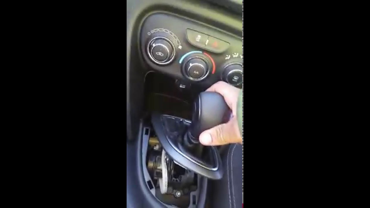 Как перевести Dodge Dart 2016 года на нейтральную передачу