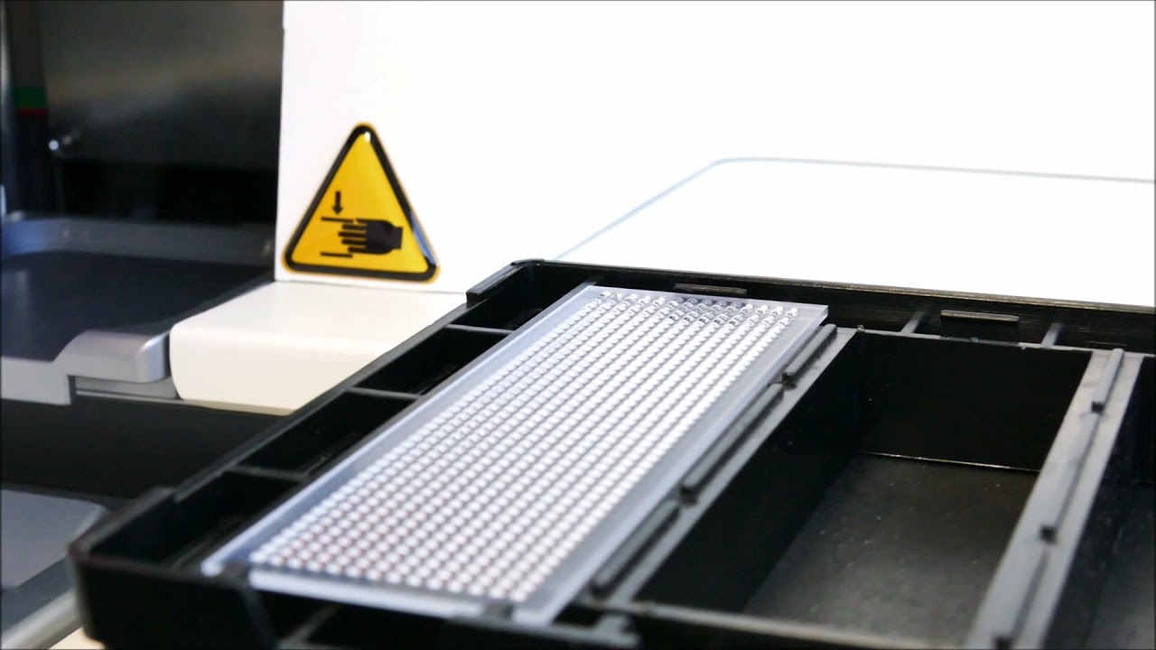 Dispensing of an array of 672 droplets, using CERTUS FLEX