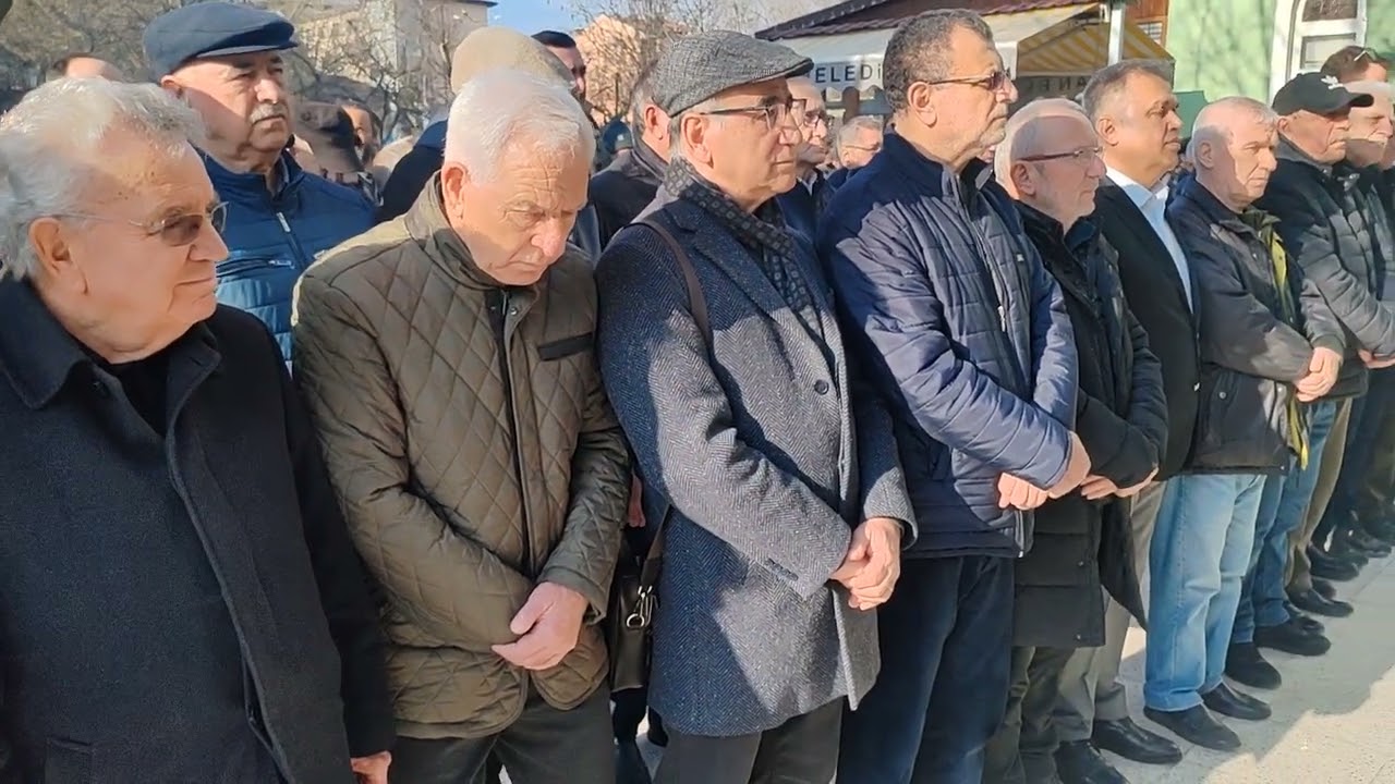 RAİFE ORHAN SON YOLCULUĞUNA UĞURLANDI.HELALEŞME     İMAM HALİL SARIOĞLU DEMİRCİ CAMİ.